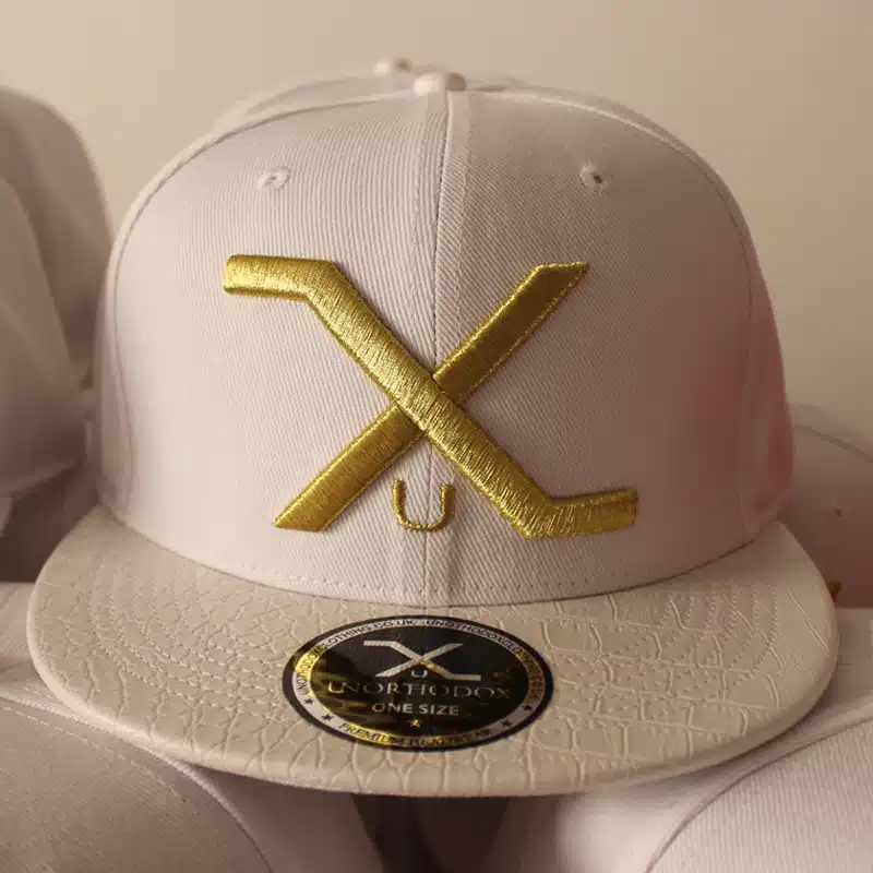 6 Panel Acrylic Fabric Custom Embroidery Logo Structured Snapback Cap